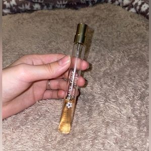 Marc Jacob’s Daisy Love Travel Perfume
